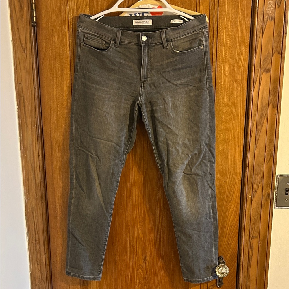 Banana Republic Gray Skinny ankle Jeans